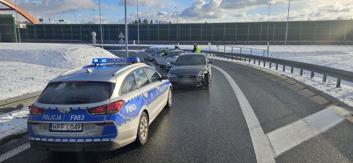 Pościg na S14. Kierowca miał sporo na sumieniu