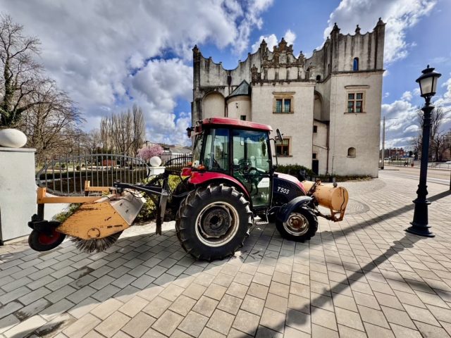 zamek traktor zamke pabianice