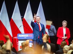 karol nawrocki w pabianicach