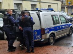 41-latek zatrzymany. Wystająca dilerka zdradziła, co trzymał w mieszkaniu