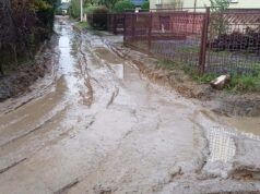 Sprawy Czytelników: mieszkańcy grzęzną w błocie