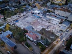 Firma działała tu 60 lat. Trwa wyburzanie ostatnich budynków