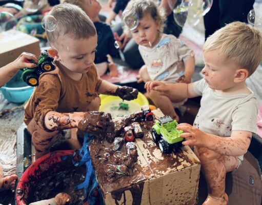 Baby Senses, czyli dzieciństwo pełnymi garstkami